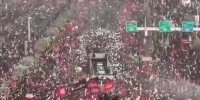 هیچ چیز مانع حضور میلیونی مردم ایران در وداع با رهبرشان نشد