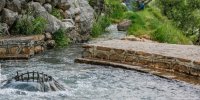 این چشمه با ذوب شدن برف ها نمایان می شود