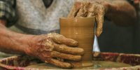 احیای نظام شاگرد-استادی در آموزش صنایع دستی|  اختصاص ۱۲ همت تسهیلات به حوزه صنایع دستی 