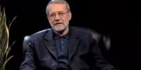 نوشته خاص بر سنگ مزار شهید علی لاریجانی