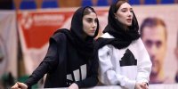 عکسی از مبینا نعمت‌زاده و ناهید کیانی در بیمارستان