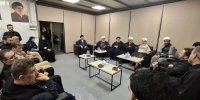 تصویری از هدیه خاص آیت‌الله سید مجتبی خامنه‌ای به خانواده حسن نصرالله