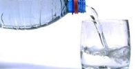 باورهای غلط در مورد نوشیدن 8 لیوان آب در روز
