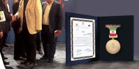 تقدیر از بیمه نوین در همایش تکریم خیرین مدرسه‌ساز زلزله کرمانشاه