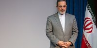استعفای وزیر فعلا پذیرفته نشده است