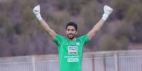 حسینی پیراهن شماره یک استقلال را به تن کرد