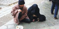 درآمد تکدی گری 5 میلیون تومان در ماه است!!