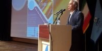 با درآمدهای نفتی نتوانستیم به رشد و شکوفایی اقتصاد کشور کمک کنیم