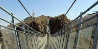 پل معلق تمام شیشه‌ای هیر در اردبیل