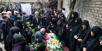 چه کسانی در مراسم تشییع پیکر اعظم طالقانی شرکت کردند+تصاویر