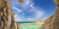 جاذبه ای زیبا با چشمه های جوشان در دل کوه