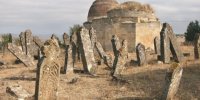 سفر اسرارآمیز به قبرستان اجنه ها