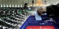 زیباکلام: مردم در انتخابات مجلس به اصلاح‌طلبان رای نمی‌دهند