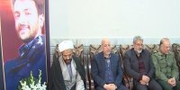 استاندار و فرمانده سپاه اصفهان با خانواده دو شهید حادثه هواپیما دیدار کردند