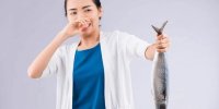چگونه بوی بد ماهی را از بین ببریم؟