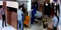 فیلم|جزییات قمه کشی اراذل و اوباش در اورژانس بیمارستان رشت+آخرین وضعیت مصدومان