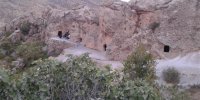 غار حسین کوه کن از عجایب کرمانشاه