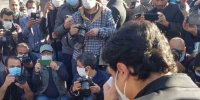 فیلم | آوازخوانی همایون شجریان بر سر آرامگاه پدر