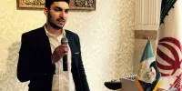 تندیس زرین به دفتر کار امیرحسین اشرفی آمد 