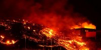 تصاویر خیره کننده از فوران یک ماهه آتشفشان لا پالما اسپانیا