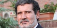 داستان مادری در زیر باران فریاد می زند