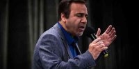 کلیپ خوانندگی محمد گلریز بعد از تزریق واکسن کرونا