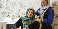 انگیزه مشترک منجر به خلق رمان بی همگان شده است