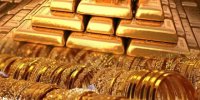 مقایسه رشد طلا با دلار در مرداد 1400