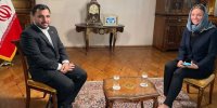 اولین واکنش دولتی‌ها به تصویر خانم بدپوشش روسی در مصاحبه وزیر ارتباطات | وزیر هنوز حاضر به گفتگو نشده