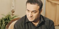 بیوگرافی نقش افشین کافر در حکم رشد