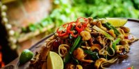 طرز تهیه غذای معروف تایلندی "پد تای"