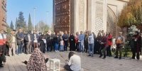اکران نخستین جشنواره ملی تئاتر خیابانی «چترماه»در مازندران