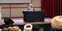 بزرگداشت عالمان و دانشمندان مصداقی از شکرگزاری است