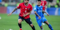 مدافع نساجی قراردادش را فسخ کرد