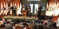 قرعه‌کشی رقابت‌های لیگ برتر فوتبال برگزار شد/ "پرسپولیس خوش شانس ؛ تراکتور بدشانس"