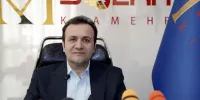پدر جوان انرژی خورشیدی در جمع خبرنگاران