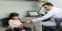 غربالگری شنوایی و کاشت حلزون کودکان ایلامی به همت خیرین