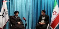 روایت امام جمعه ارومیه از  موفقیت های انقلاب (فیلم)