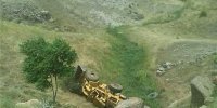 سقوط لودر به دره با یک کشته در نی‌ریز