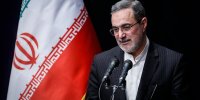 دشمنان تلاش می‌کنند تا قرآن را در دید جوانان کمرنگ کنند