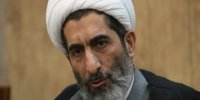 ضعف روحیه بسیجی در دولت و دستگاه دیپلماسی/ هرچقدر عقب‌نشینی کنیم، دشمن جلو می‌آید