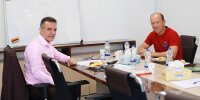 کالدرون زودتر از بازیکنان پرسپولیس به دیدار انصاریفرد رفت