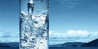 چرا نوشیدن بیش از حد آب هنگام ورزش مرگبار است؟