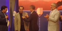 شهرام ناظری نشان مشاهیر کُرد را دریافت کرد+عکس