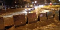 بارش باران در ارومیه موجب آبگرفتگی معابر شد