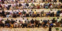 توزیع سبد مهربانی در مناطق سیل زده سیمرغ
