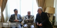 حضور هنرمندان، وزیر ارشاد و مدیران در منزل جمشید مشایخی
