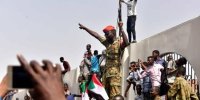عربستان در پشت صحنه تحولات سودان قرار دارد/ارتش، مانع قدرت گرفتن جریان اخوان در سودان خواهد شد
