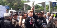 برگزاری راهپیمایی نمازگزاران تهرانی در حمایت از بیانیه شورای عالی امنیت + قطعنامه پایانی