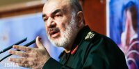 گاهی آنقدر فاصله ما با دشمن کم است که شماره سلاح آنها را می‌خوانیم/عصر آمریکا پایان یافته است